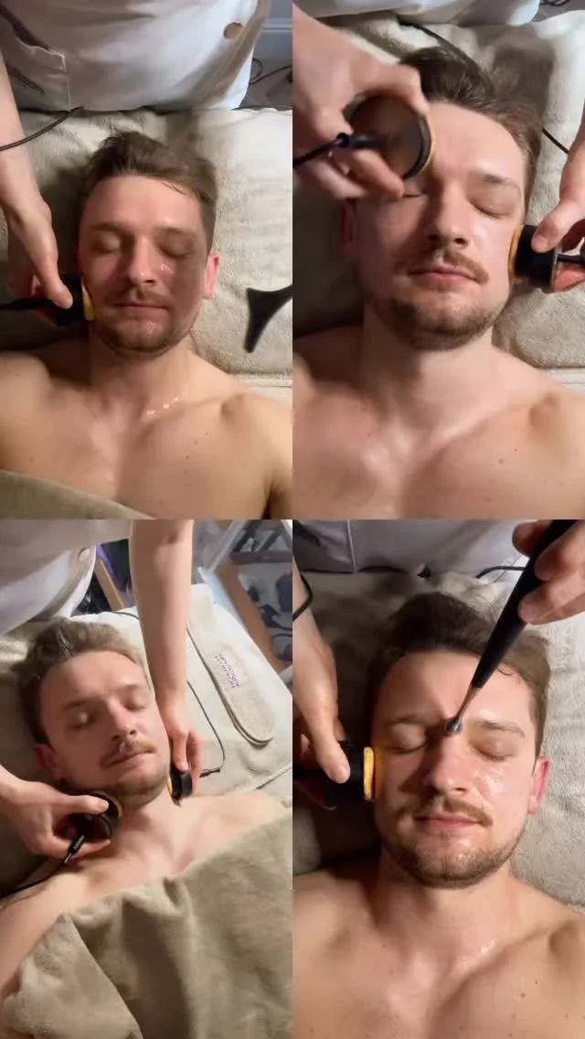 Pores bouchés, teint terne, visage fatigué, peau irrégulière ?

Découvrez le nouvel appareil micro-courant Mansard ✨

Il aide à redessiner l’ovale du visage et à tonifier la peau, tout en stimulant la micro-circulation et le drainage. Résultat : un effet défatiguant, décongestionnant et une peau plus nette.

Soin complet + diagnostic offert - à partir de 205€

📩 Prise de rendez-vous par messages